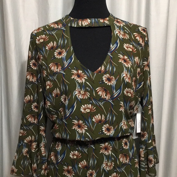 Asymmetrical Ruffle Dress - Picture 2 of 8